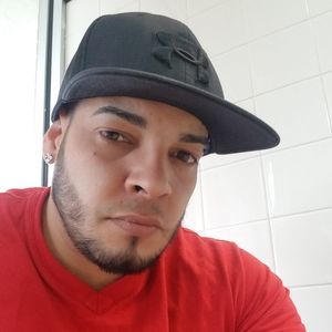 Meet your Posher, Gonzalez